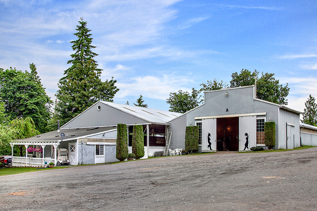 Lord Hill Stables in Snohomish Purchased by Grateful Pine Farm NW